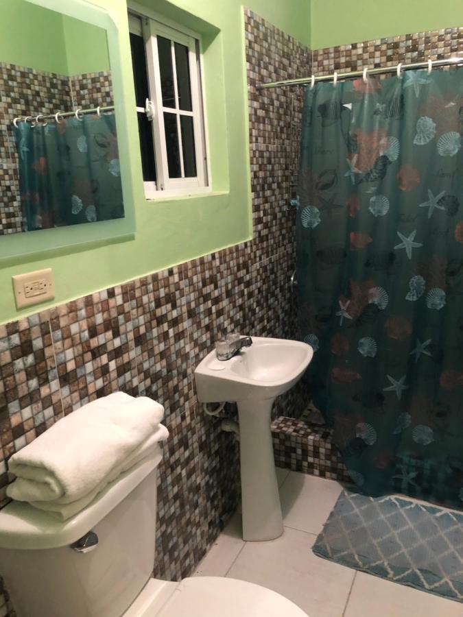 Scarlett Guest House Bull Bay エクステリア 写真